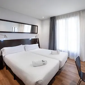 *** Hotel Petit Palace Arana Spagna