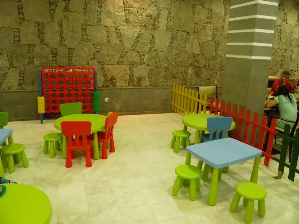 Hotel Livvo Lago Taurito & Aquapark